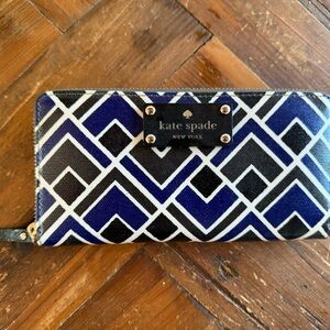 Kate Spade Blue and Black White Geometric Wallet NWOT